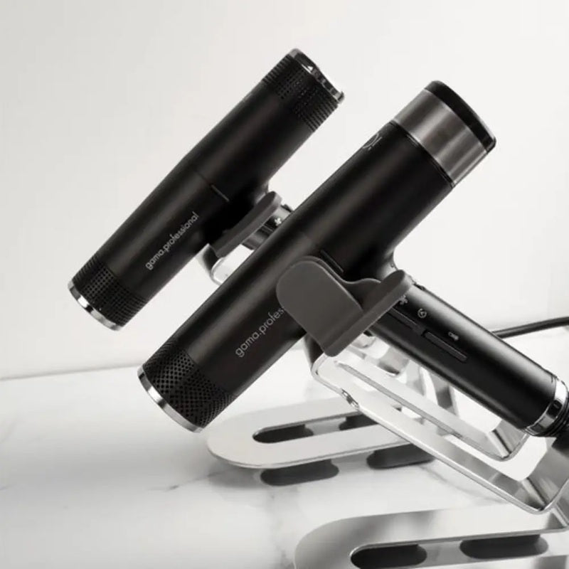 GA.MA Suport pentru Uscătorul de Păr IQ – Organizare Profesională, Fixare Sigură și Spațiu Liber pe Blatul de Lucru