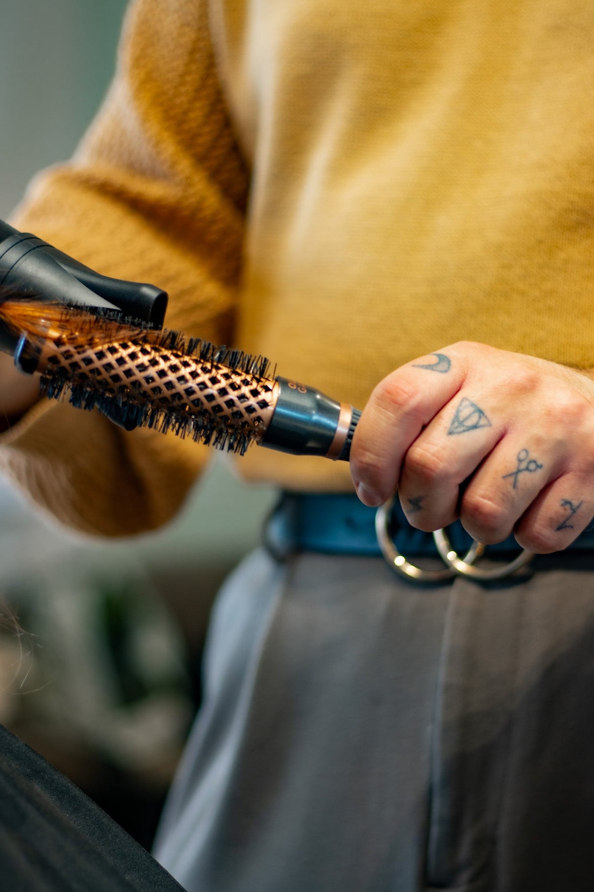 Olivia Garden Expert Blowout Heat Nylgard Bristles– Perie Profesională Termică  pentru Păr Gros și Indisciplinat