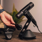 Wahl Stand Suport Profesional pentru Uscătorul de Păr Vanquish – Stabilitate, Organizare și Design Premium în Salonul Tău