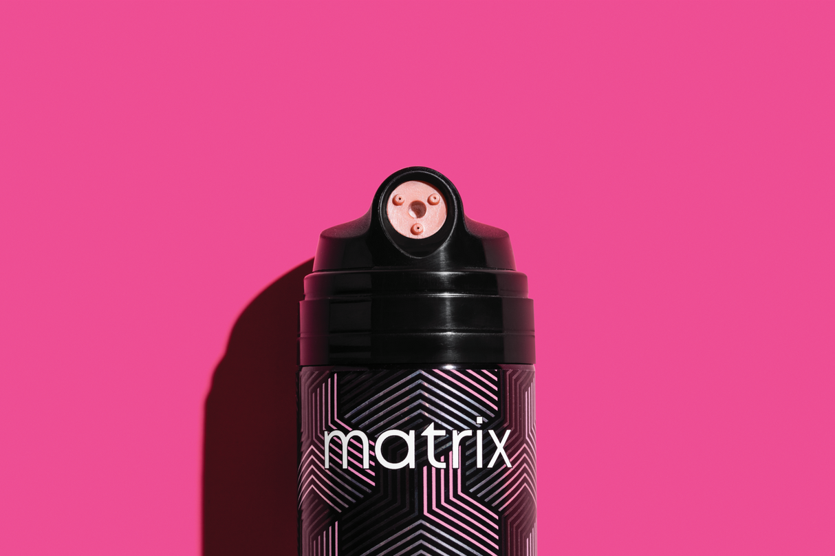 Fixativ Profesional cu Uscare Rapidă Matrix Vavoom Triple Freeze Extra Dry – Fixare Maximă și Volum 300ml - Păr